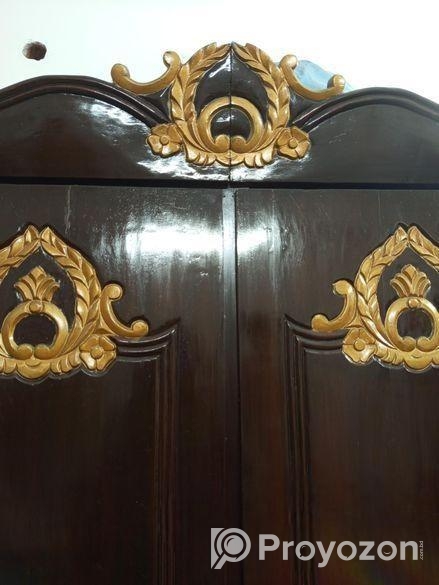 চার পার্টের আলমারী