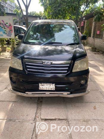 Toyota X Noah 2002