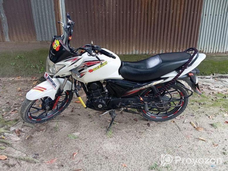 Suzuki Slingshot Plus . 2015