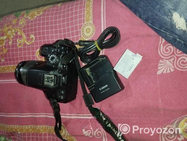 Canon 700d Camera