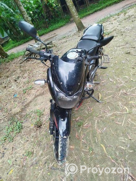 Bajaj Pulsar 150 . 2022