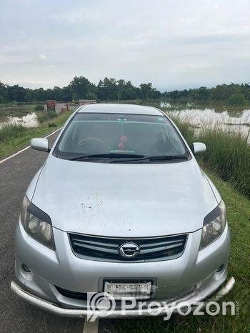Toyota Axio . 2011