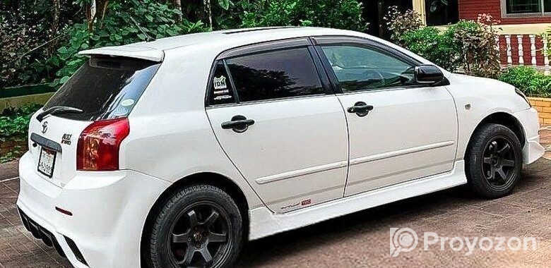 Toyota RunX . 2006
