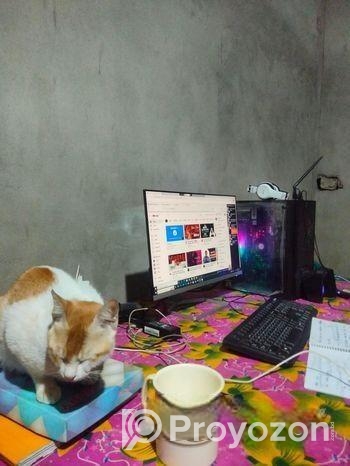 Desktop computer