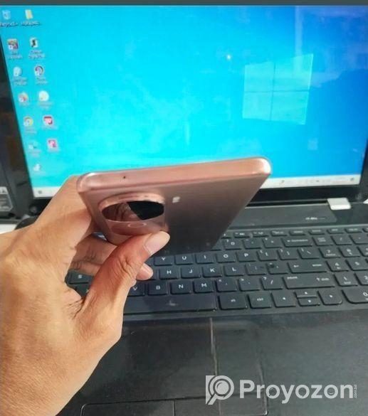Vivo v40e 8/128 (Used)