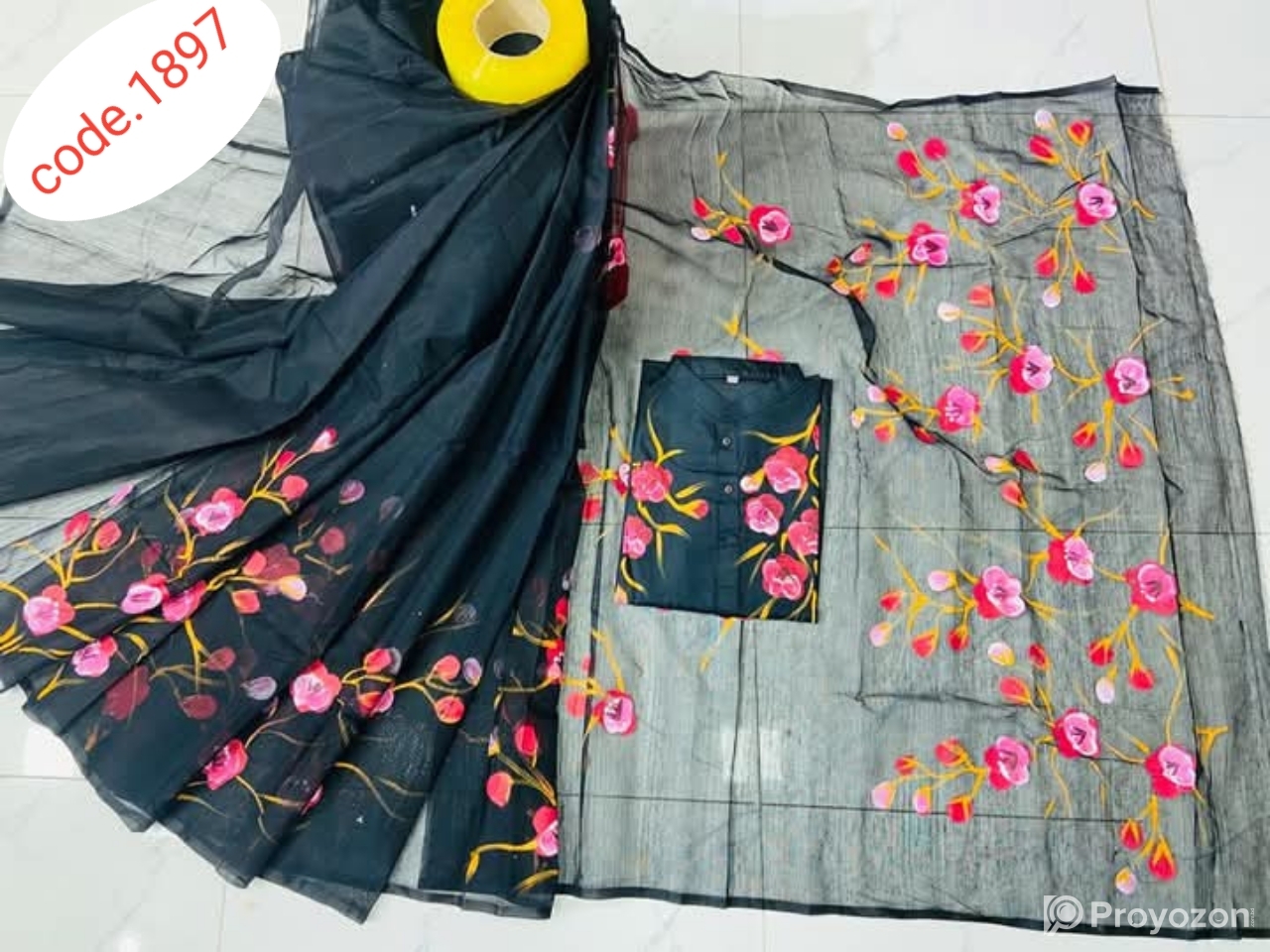 ভালোবাসার মানুষের সাথে ম্যাচিং ড্রেস কিনতে এখনই অর্ডার করুন