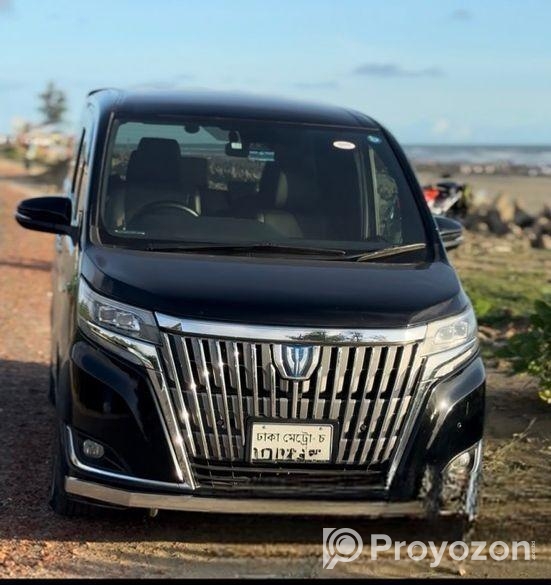 Toyota Esquire 2019