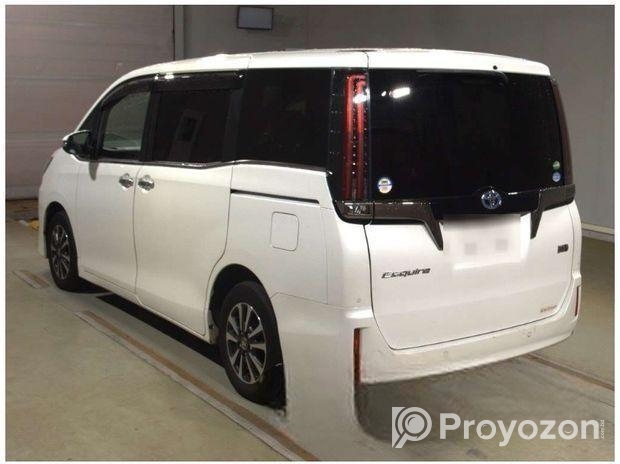 Toyota Esquire GI premium HV 2020