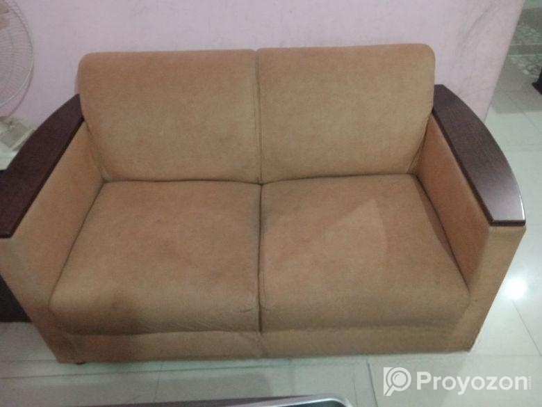 ব্যবহৃত ফার্নিচার