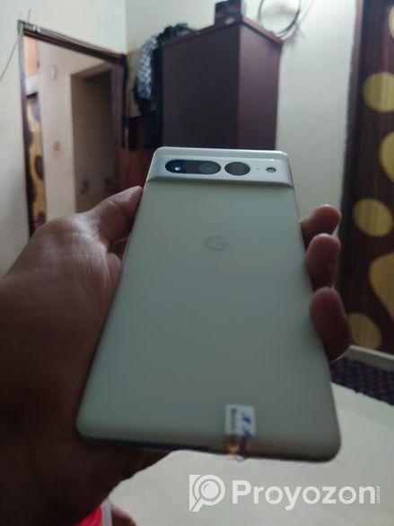 Google Pixel 7 Pro . (Used)
