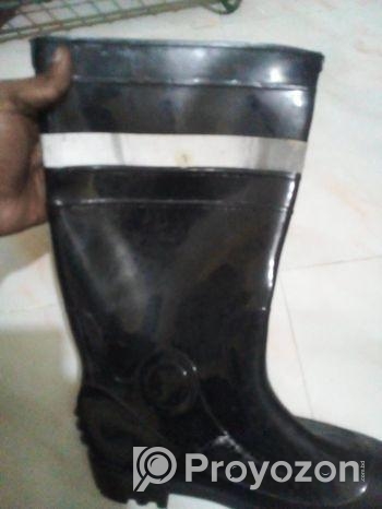Boots sell