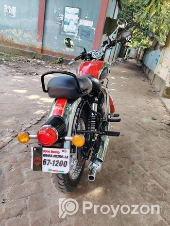 Royal Enfield Classic 350 2025