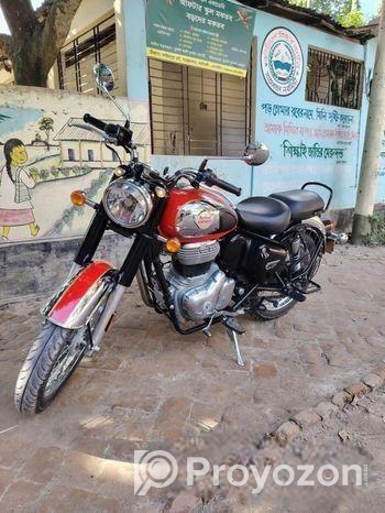 Royal Enfield Classic 350 2025