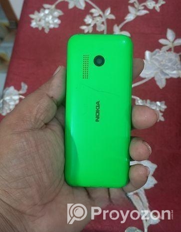 Nokia 215 . (Used)