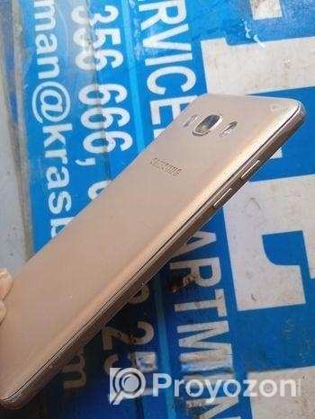 Samsung Galaxy J5 2-32 (Used)
