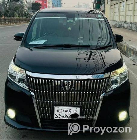 Toyota Noah Esquire Octane LPG 2016