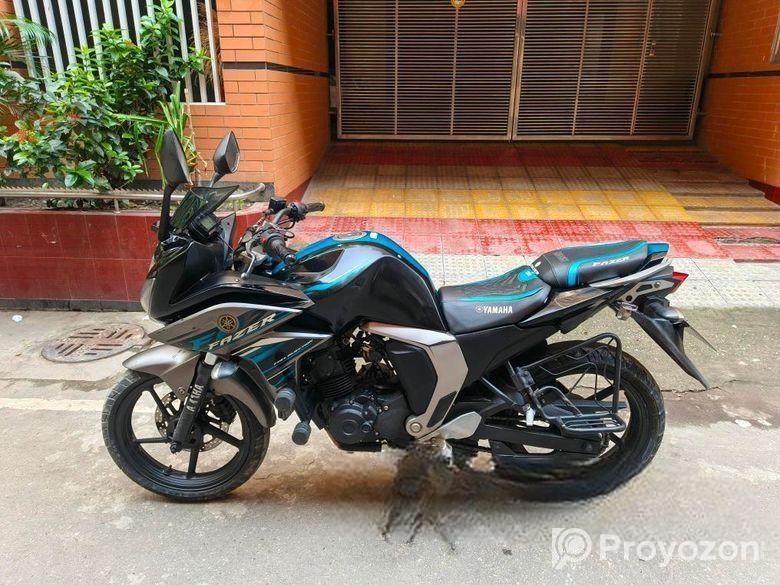 Yamaha Fazer . 2018