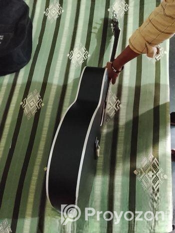 Guitar for sale