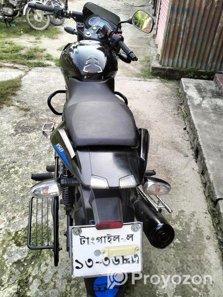 Bajaj Pulsar 150 . 2021