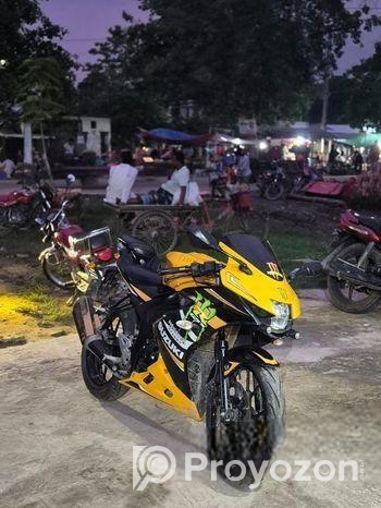 Suzuki GSX R150 ABS . 2022