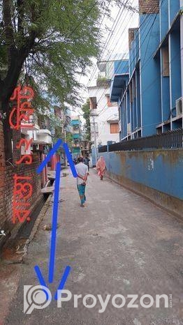 তিনতলা বাড়ি সহ জমি বিক্রয় করা হবে