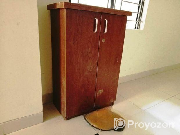 Shoes rack