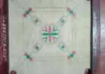 Carrom board
