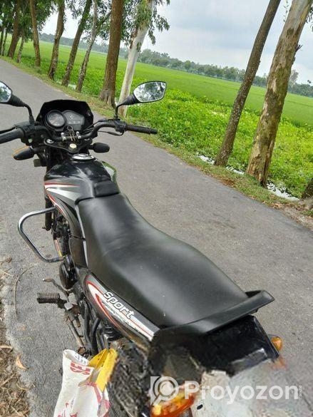 TVS Metro . 2013