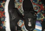 Sneakers sell