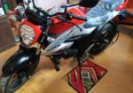 Suzuki Gixxer . 2025
