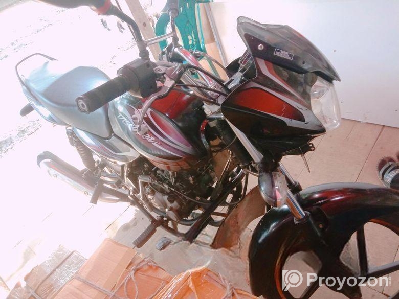 Bajaj Discover 100 2015