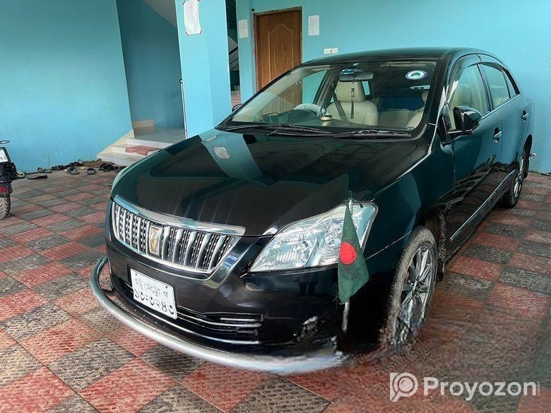 Toyota Premio 2013