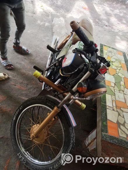 Bajaj Boxer . 2001