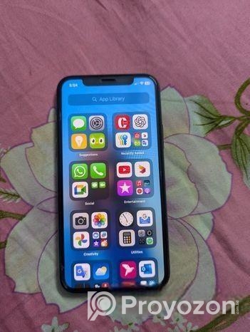 Apple iPhone 11 Pro . (Used)