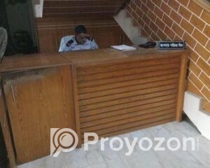 fitted-58_2025-10-08_18-53-47