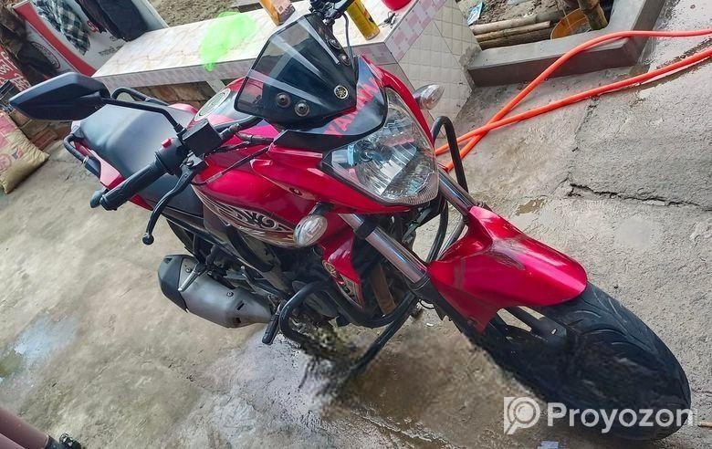 Yamaha FZS ` 2013