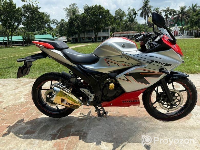 Suzuki Gixxer SF 2022