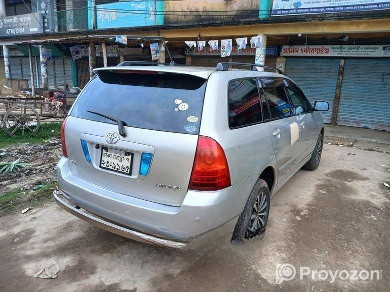 Toyota Fielder 2005