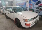 Toyota Corolla . 1999