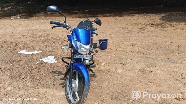 Bajaj Platina 100 . 2017