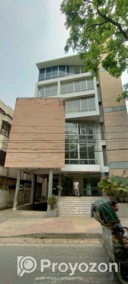 রাজশাহীতে সম্পূর্ণ রেডি ৪.৫ কাঠা জমিসহ ৬ তলা বাণিজ্যিক ভবন বিক্রয়