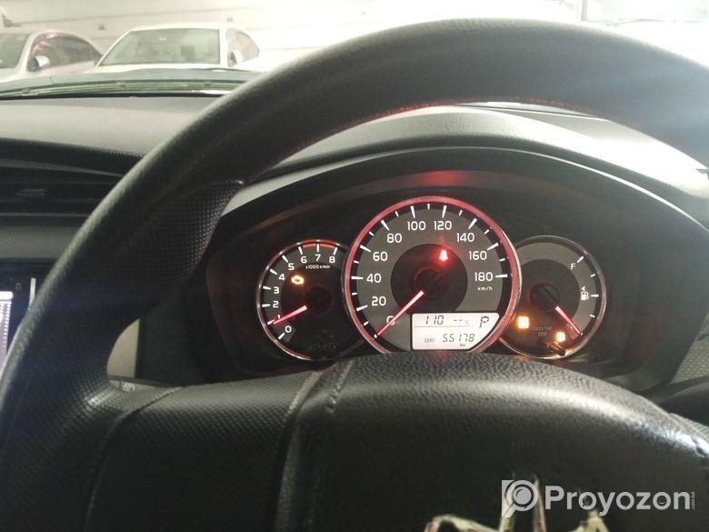 Toyota Fielder 2013