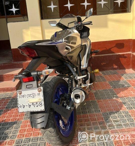 Yamaha R15 M 2023