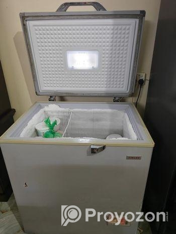 Singer Deep Freeze