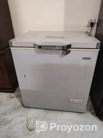 Singer Deep Freeze