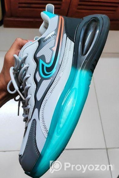 Fresh Sneaker