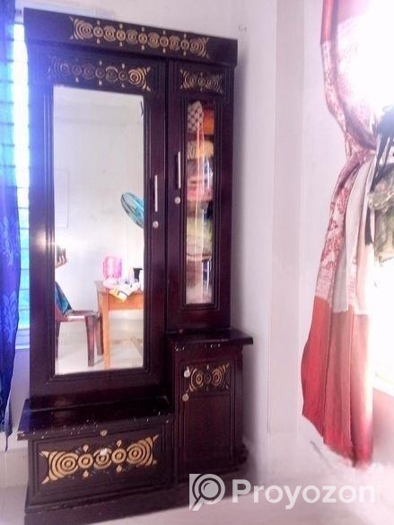 Dressing table