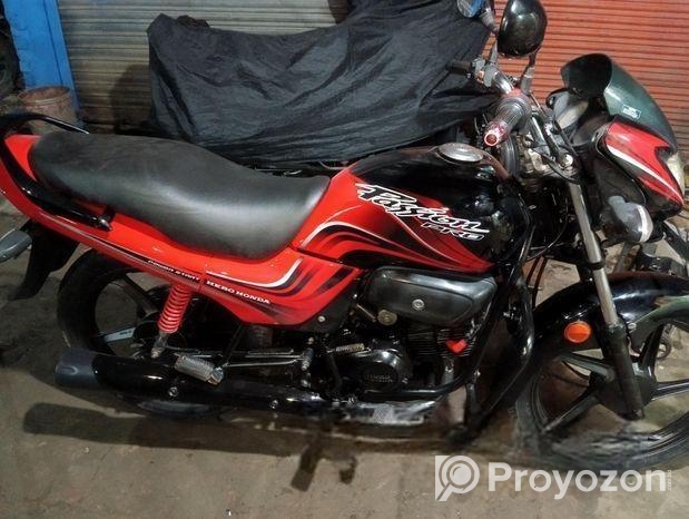 Honda CBR . 2025