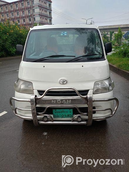 Toyota Pickup 2013