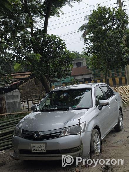 Toyota Axio . 2014